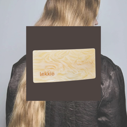 Lekkie Barrette - Common Thread 